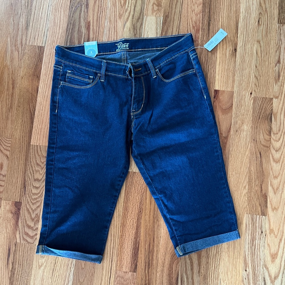 NWT Old Navy Bermuda Short